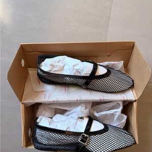 Coconuts by Matisse Black and White Mesh Flats